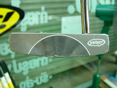 Putter Yes Tracy -
